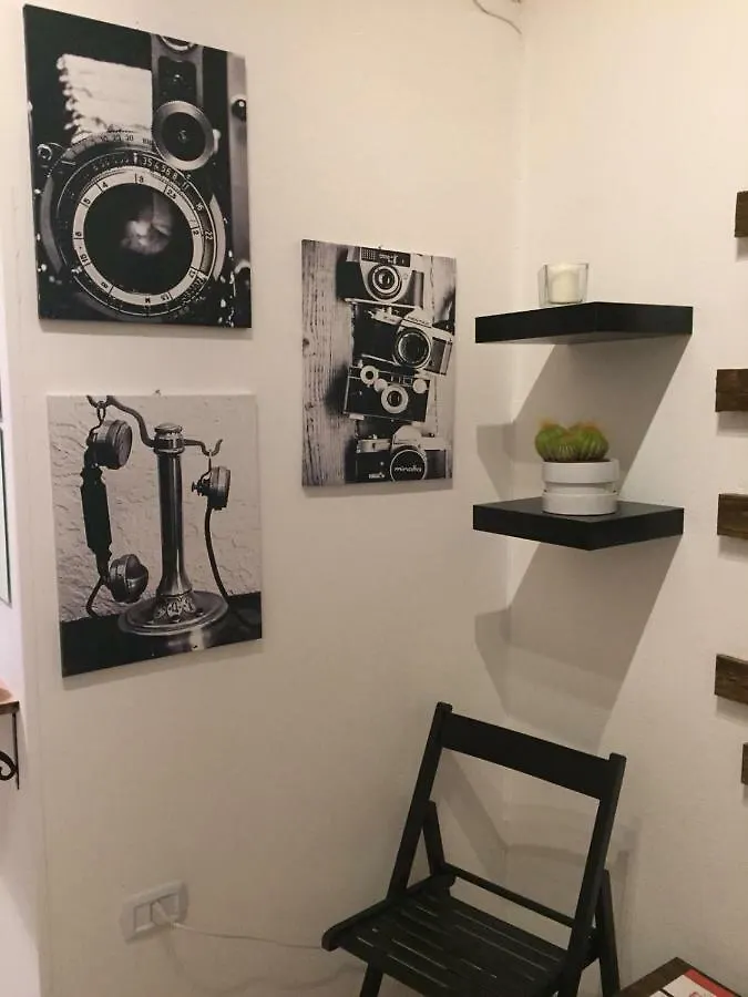 公寓 Onax Rooms 卡利亚里